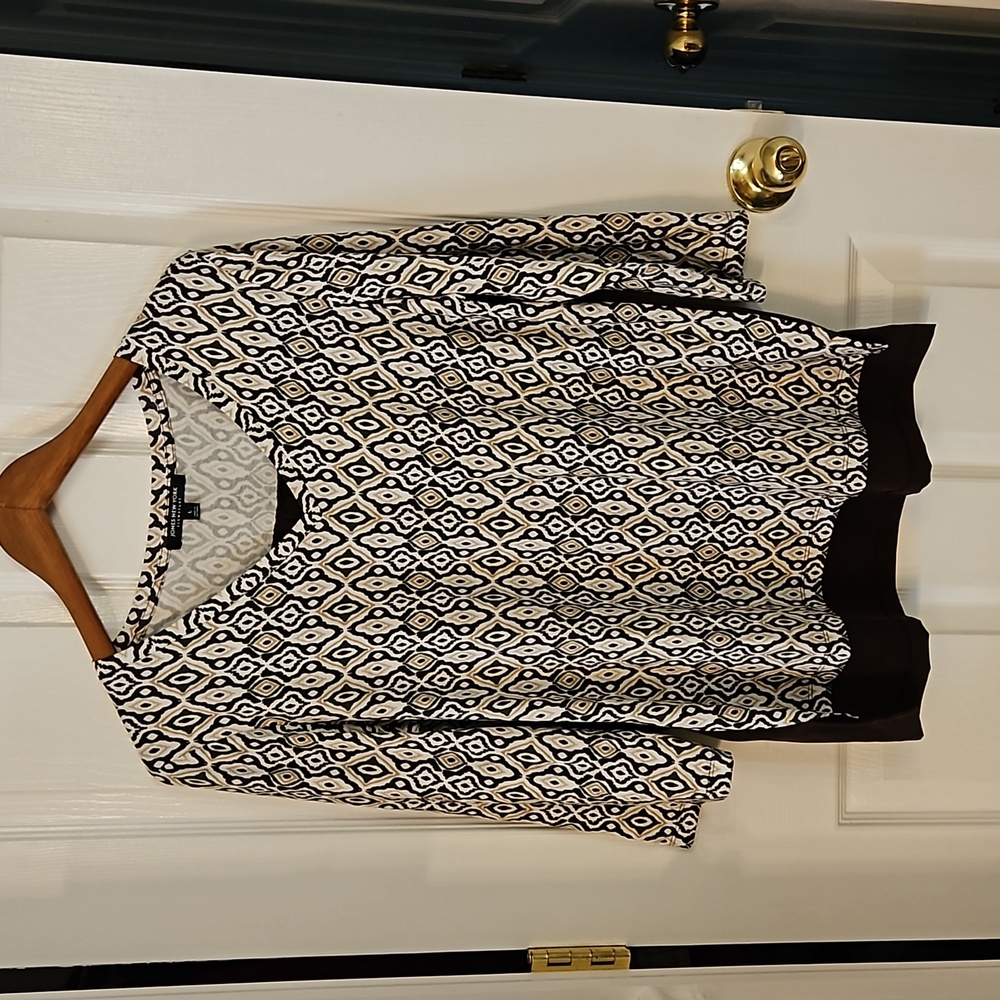 Jones New York size Large Top